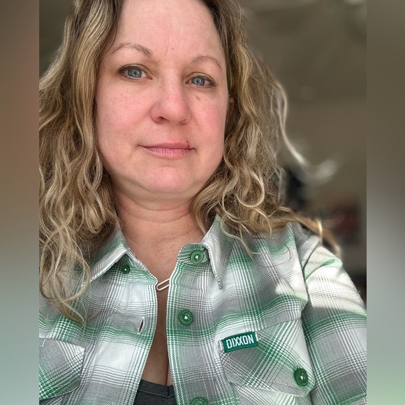 It’s Mah Birthday! 🎈 45years old! 😬 Theme is Green! For brain injury awareness 💚 - Picture 8 of 17